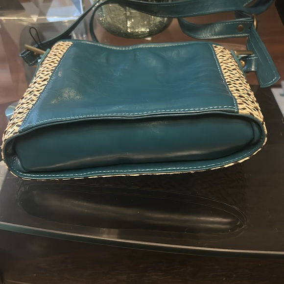 El Market (Colombia)Blue and Tan Woven Women's Bag. - Picture 4 of 5